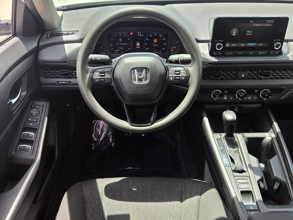 Used 2023 Honda Accord LX image 12