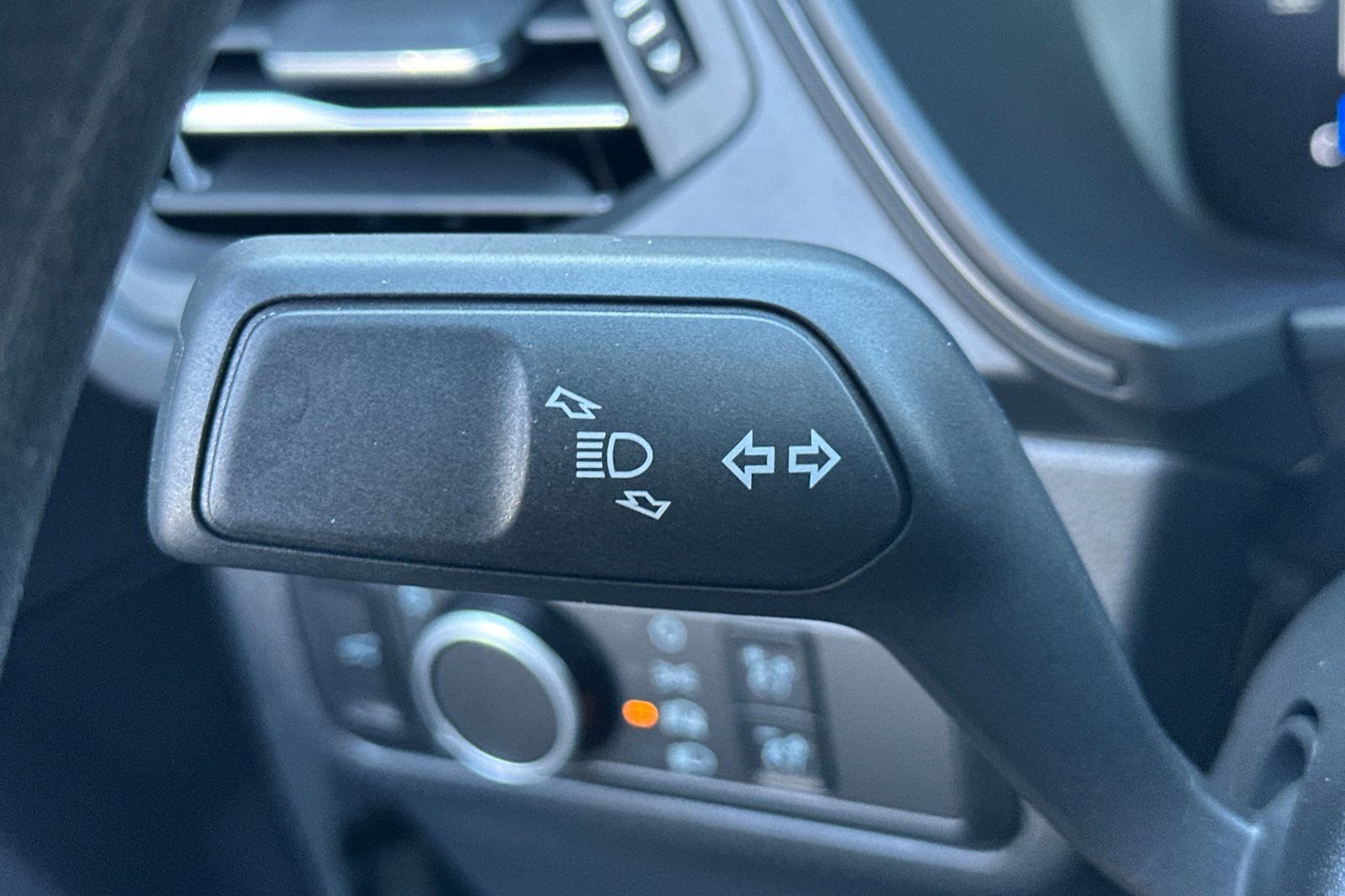 Used 2025 Ford Escape Active w/ Tech Pack #1 image 38