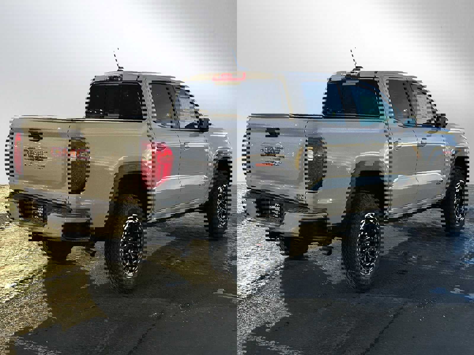 New 2026 GMC Canyon AT4 image 3