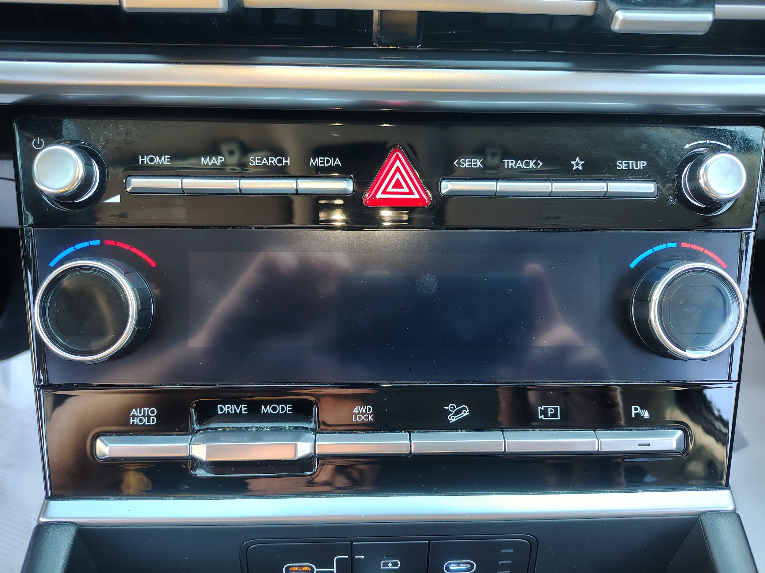 Used 2025 Hyundai Santa Fe SEL AWD/4WD image 37