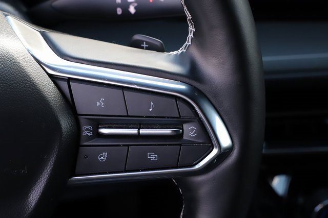 Used 2025 Chevrolet Traverse LT image 25