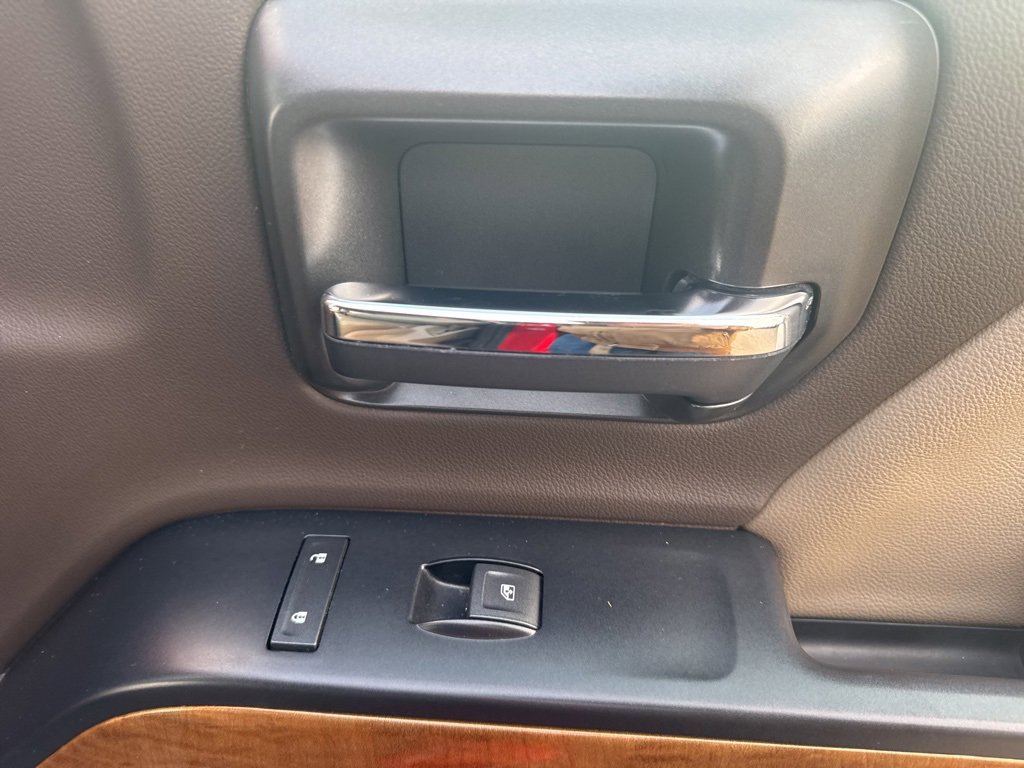 Used 2018 Chevrolet Silverado 1500 LTZ w/ Sport Package image 26