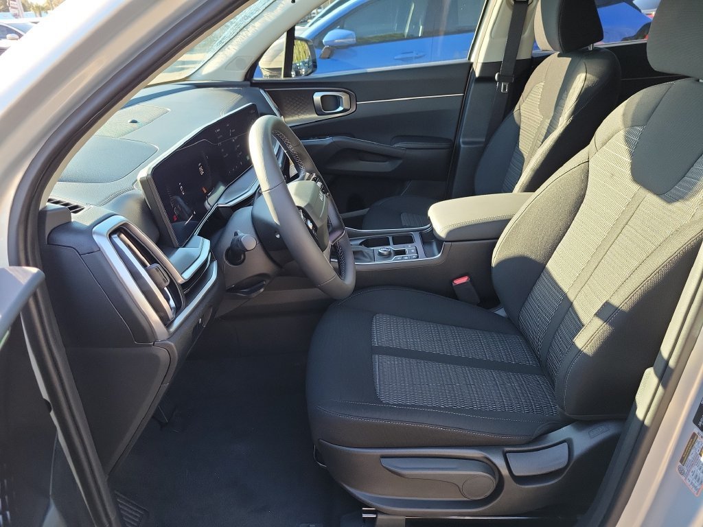New 2026 Kia Sorento LX FWD image 19