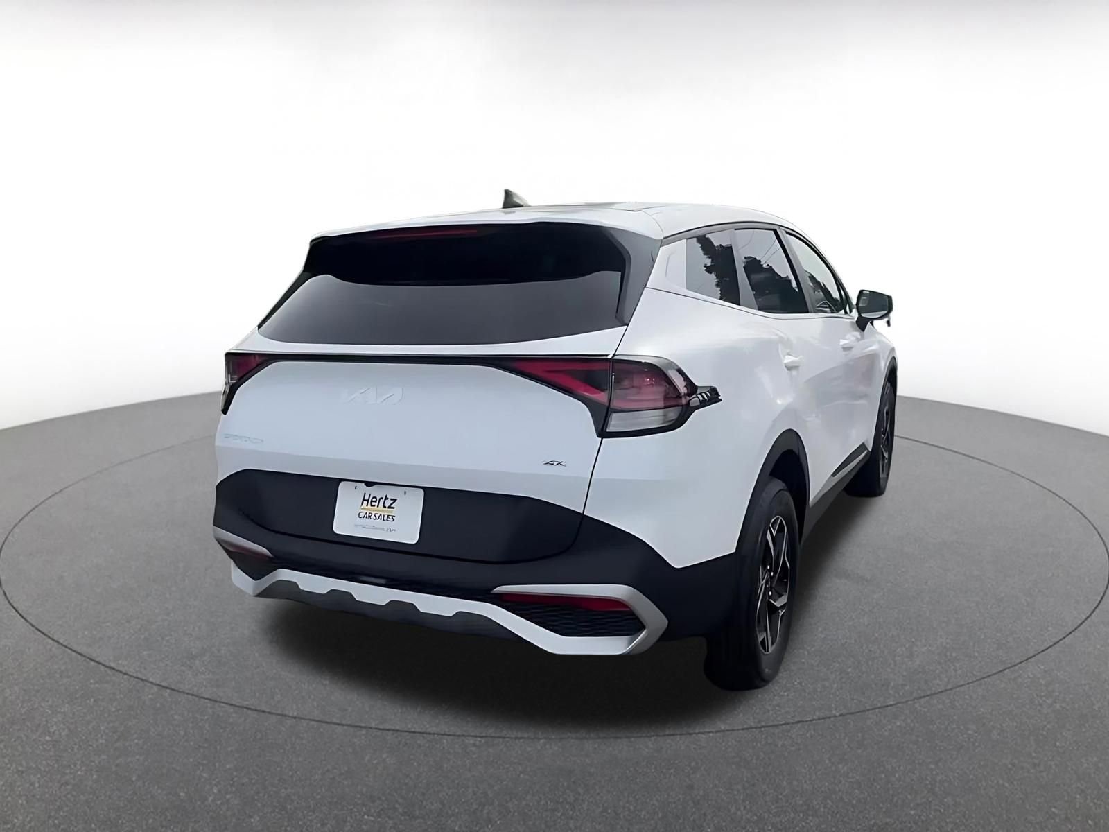 Used 2025 Kia Sportage LX image 14