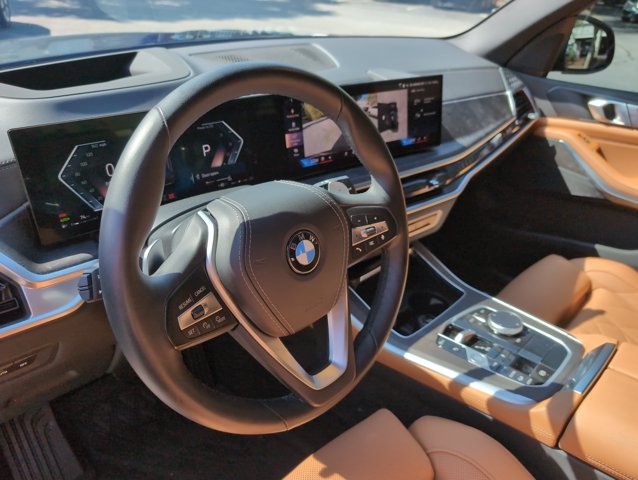 Used 2024 BMW X5 xDrive40i w/ Parking Assistance Package AWD/4WD image 10