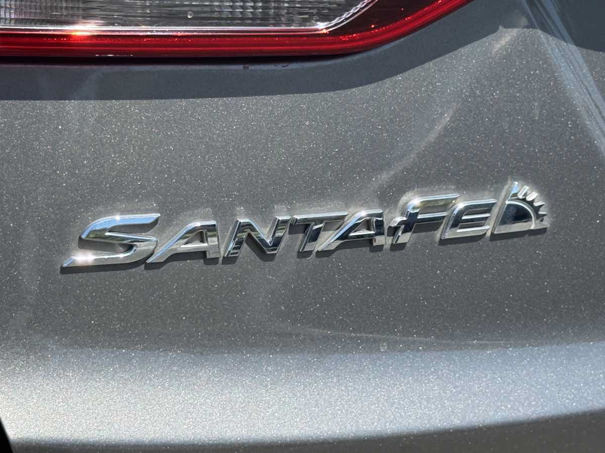 Used 2018 Hyundai Santa Fe Sport FWD image 13