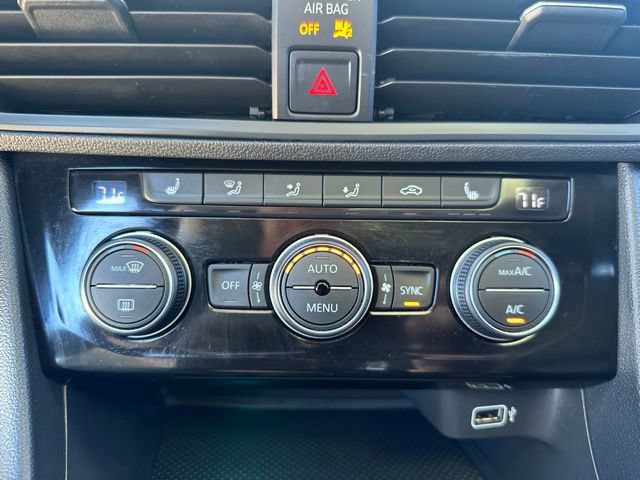 Used 2019 Volkswagen Jetta SEL FWD image 22