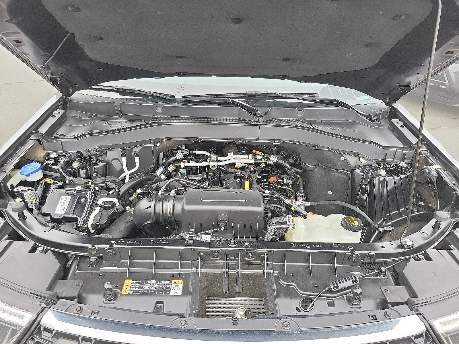 Used 2022 Ford Explorer XLT image 17