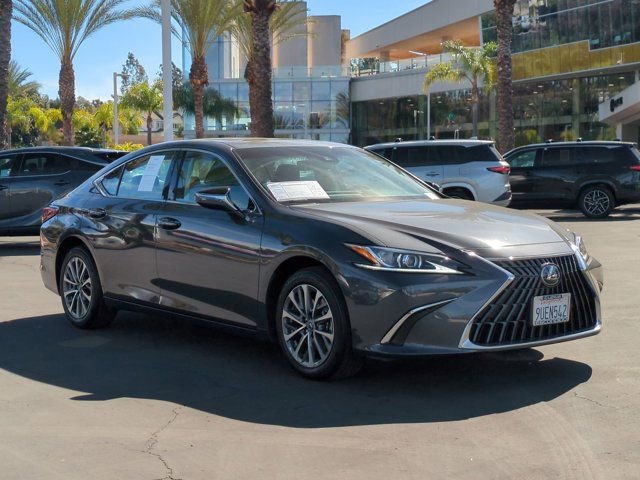 Used 2025 Lexus ES 350 w/ Accessory Package (Z2) image 3