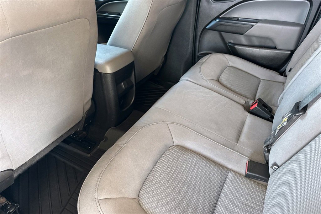 Used 2017 GMC Canyon 2WD Crew Cab w/ Convenience Package image 15