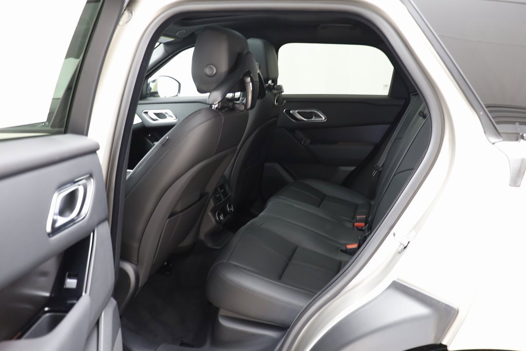 New 2026 Land Rover Range Rover Velar Dynamic SE image 15