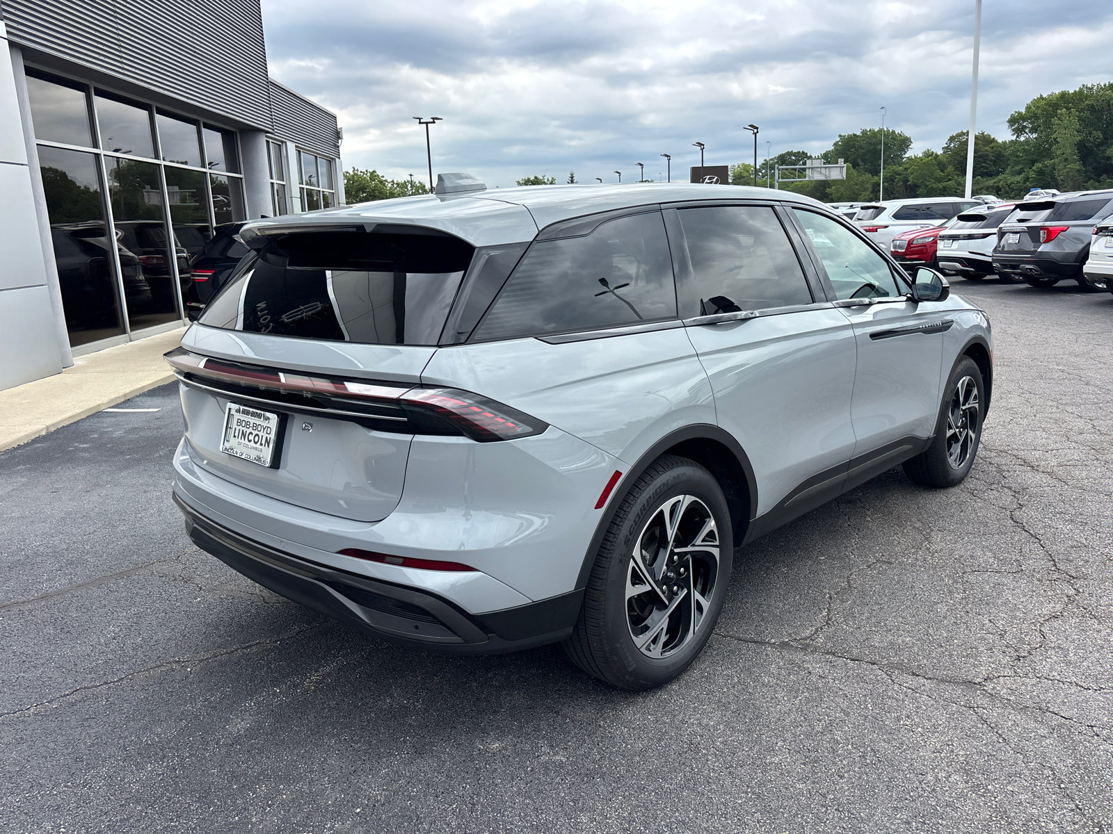 New 2026 Lincoln Nautilus Premier w/ Equipment Group 102A AWD/4WD image 7