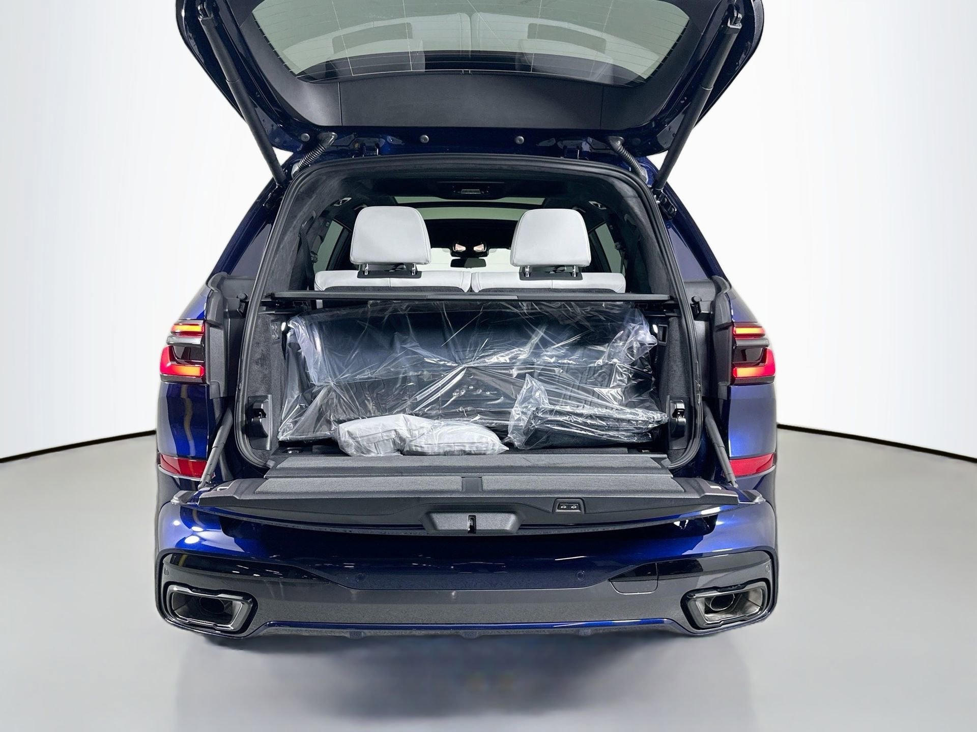 New 2026 BMW X7 xDrive40i w/ M Sport Package image 27