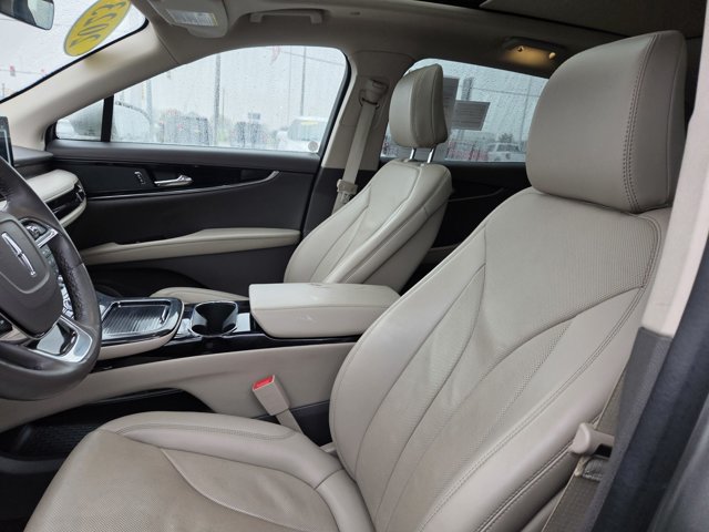 Used 2023 Lincoln Nautilus Reserve AWD/4WD image 27