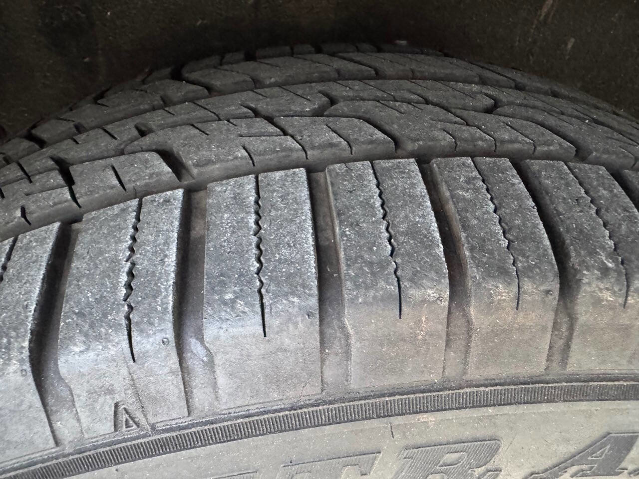 Used 2014 Nissan Pathfinder SV image 30