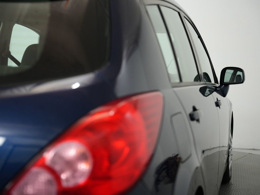 Used 2012 Nissan Versa 1.8 S image 46