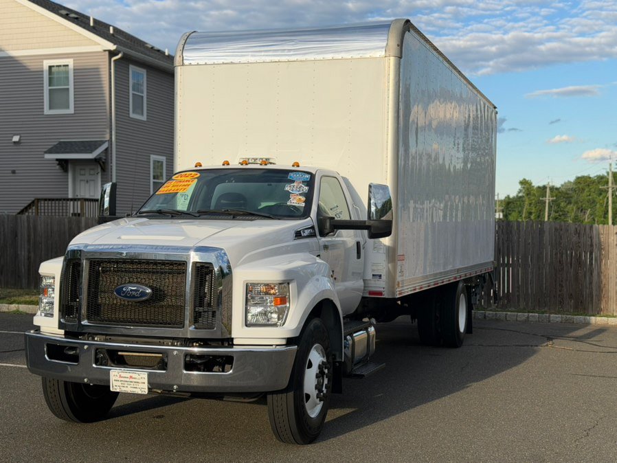 Used 2022 Ford F650 2WD Regular Cab Super Duty image 8