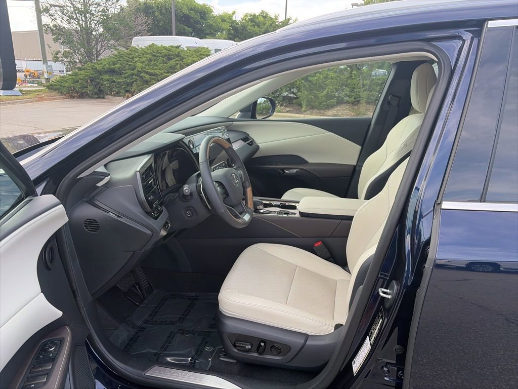 Certified 2025 Lexus RX 350 Premium Plus w/ Convenience Package AWD/4WD image 7