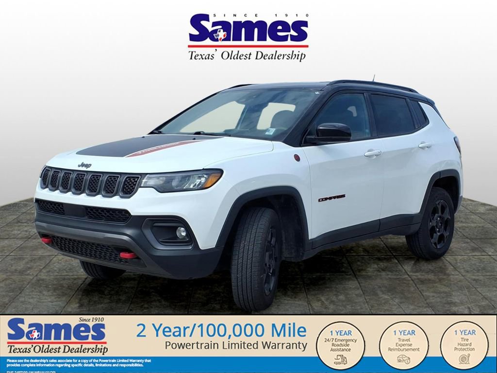 Used 2023 Jeep Compass Trailhawk image 3