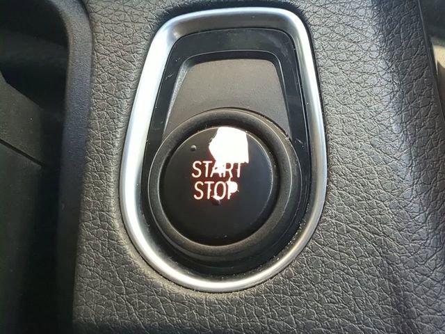 Used 2018 BMW 330e w/ Convenience Package image 32