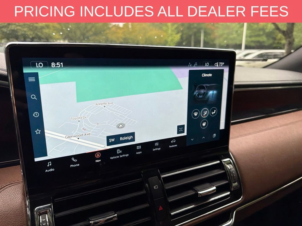 Used 2023 Lincoln Navigator L Reserve AWD/4WD image 13
