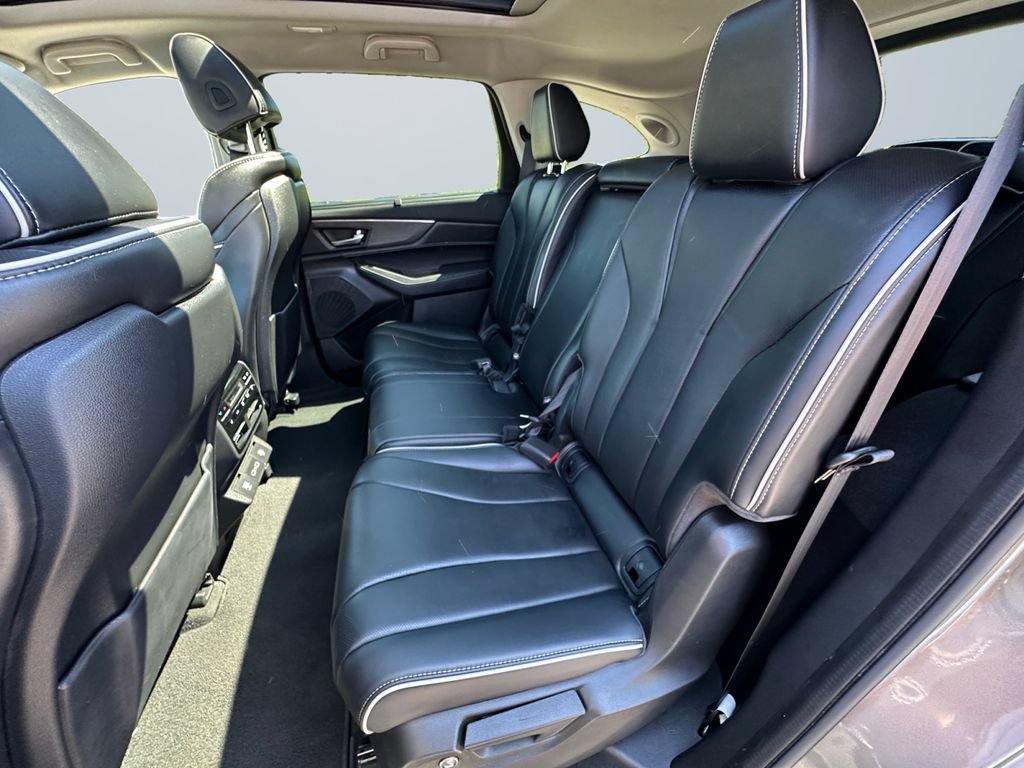 Used 2023 Acura MDX w/ Advance Package AWD/4WD image 12