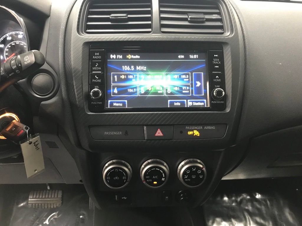 Used 2022 Mitsubishi Outlander Sport ES image 17