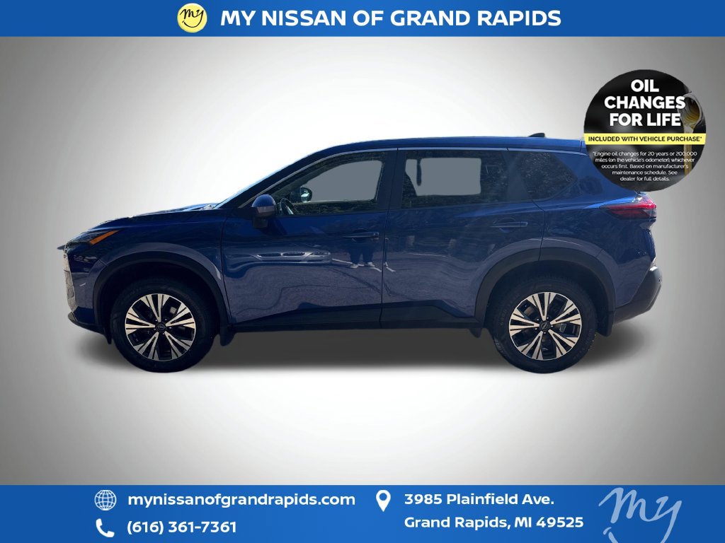 Used 2023 Nissan Rogue SV AWD/4WD image 5