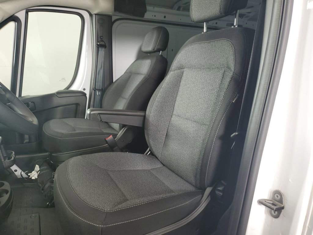Used 2024 RAM ProMaster 2500 w/ Quick Order Package 22G SLT image 12