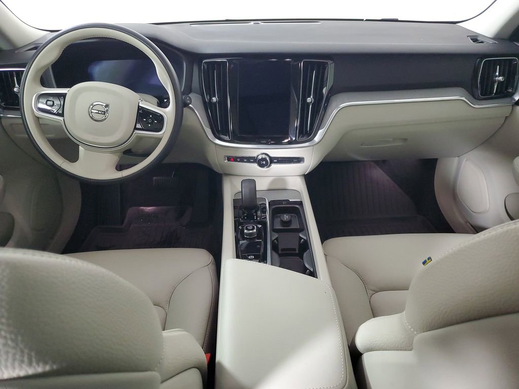 Certified 2026 Volvo V60 B5 Cross Country Plus w/ Protection Package Premier image 17