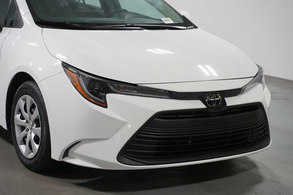 Certified 2024 Toyota Corolla LE image 4