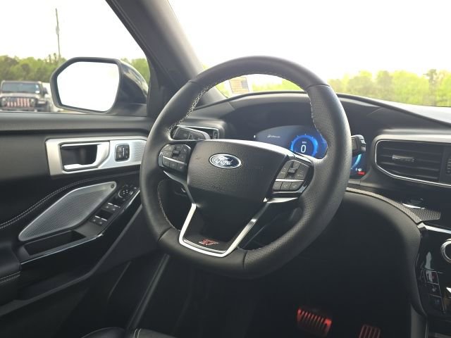 Used 2024 Ford Explorer ST w/ Equipment Group 401A AWD/4WD image 42