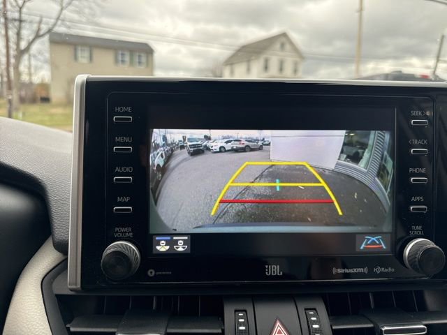 Used 2021 Toyota RAV4 XLE Premium image 22