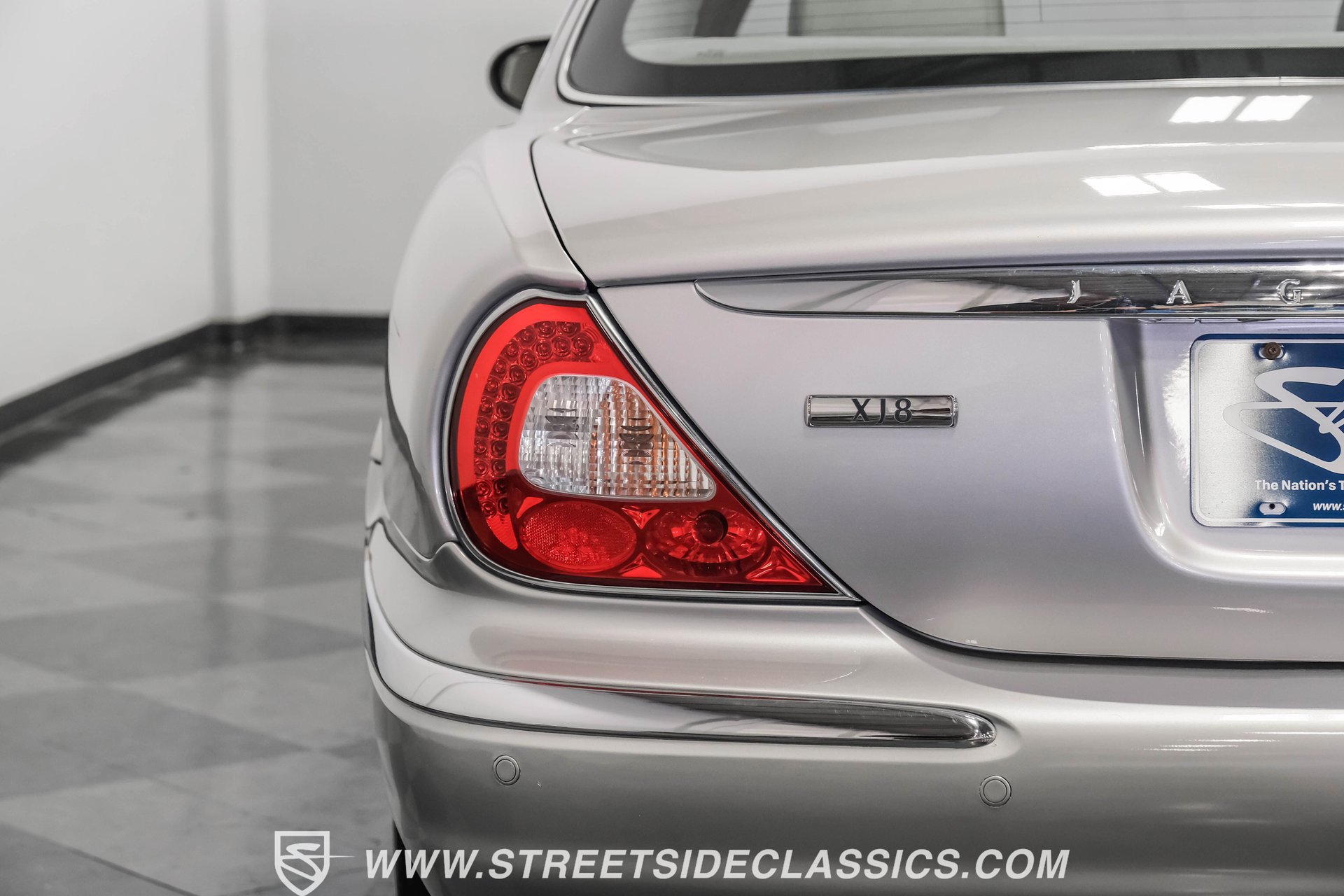 Used 2004 Jaguar XJ8 image 27