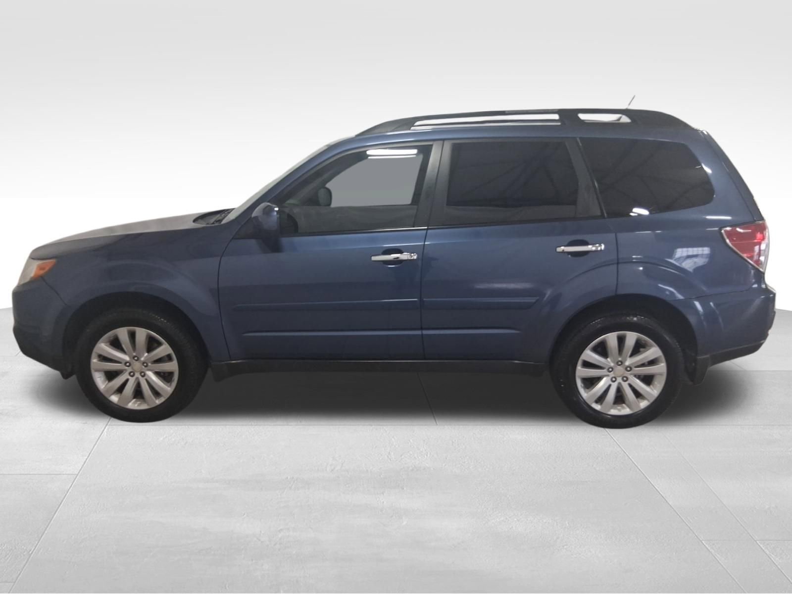 Used 2012 Subaru Forester 2.5X Premium AWD/4WD image 8