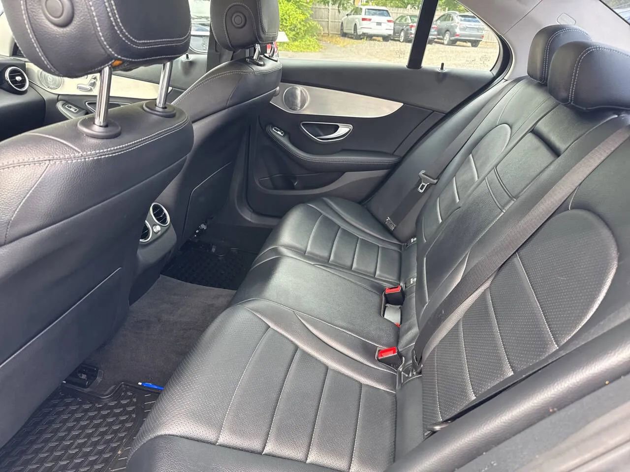 Used 2016 Mercedes-Benz C 300 4MATIC Sedan image 23