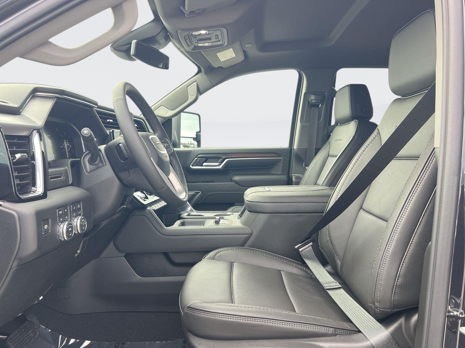 New 2026 GMC Sierra 3500 Denali AWD/4WD image 24