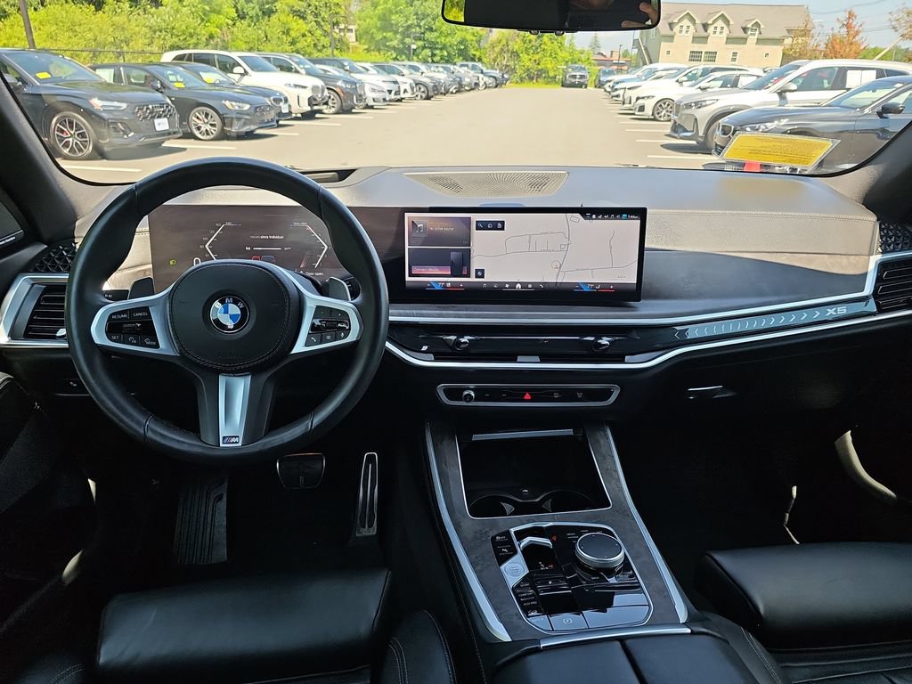 Certified 2025 BMW X5 xDrive40i w/ M Sport Package AWD/4WD image 12