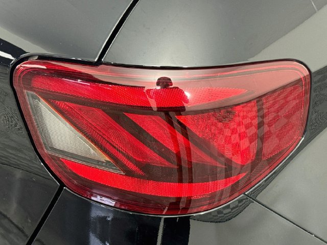 Used 2026 Hyundai Venue SE FWD image 30