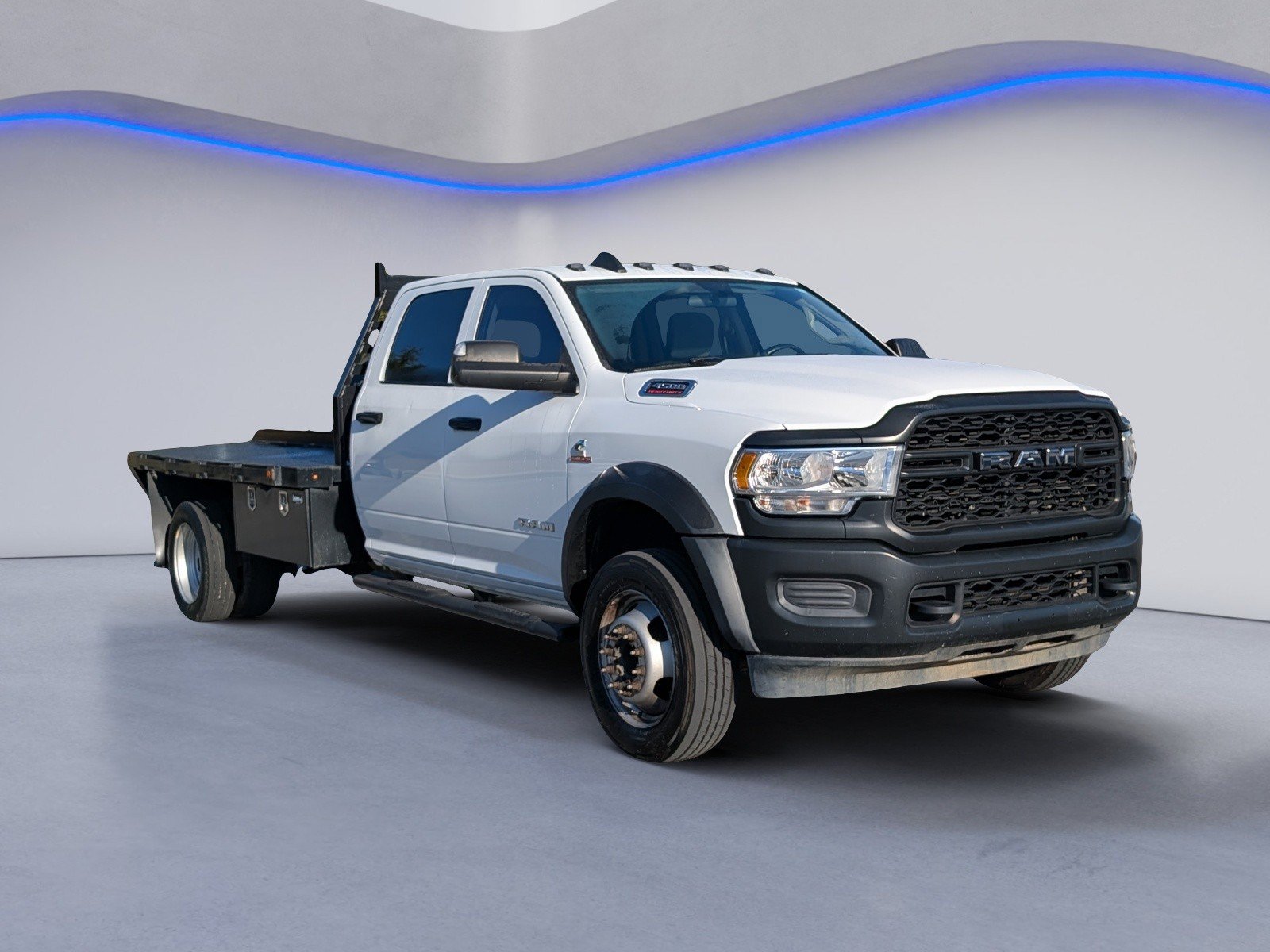 Used 2019 RAM 4500 Tradesman RWD image 5