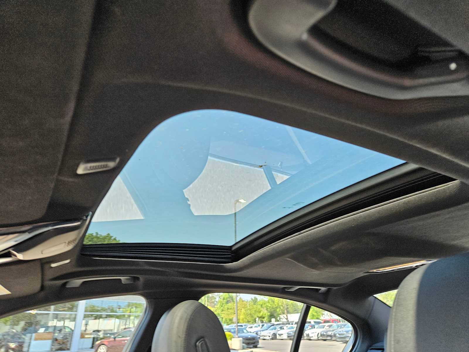 Used 2018 BMW 530i xDrive image 23