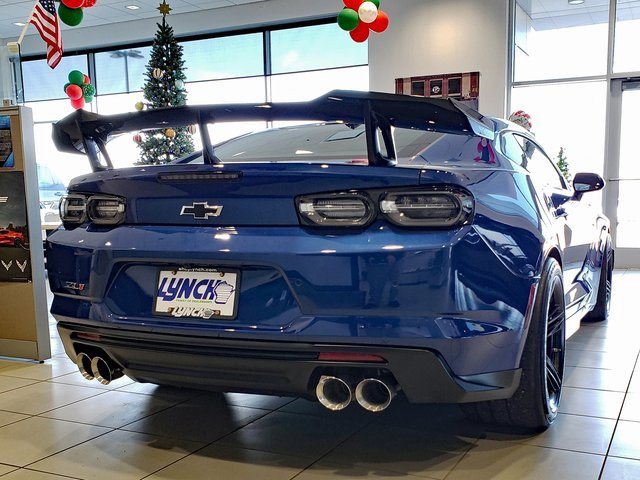 Used 2023 Chevrolet Camaro LT w/ RS Package image 34