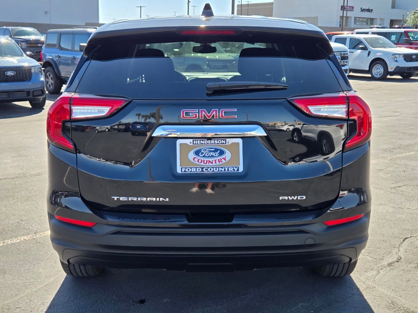 Used 2024 GMC Terrain SLE image 5