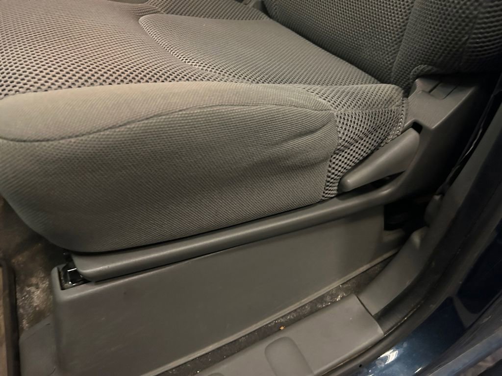 Used 2020 Nissan Frontier SV AWD/4WD image 21