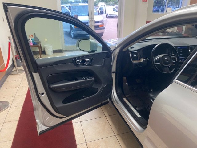 Used 2021 Volvo XC60 T8 Inscription Expression AWD/4WD image 7