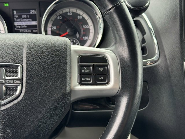 Used 2019 Dodge Grand Caravan SE w/ UConnect Hands-Free Group image 22