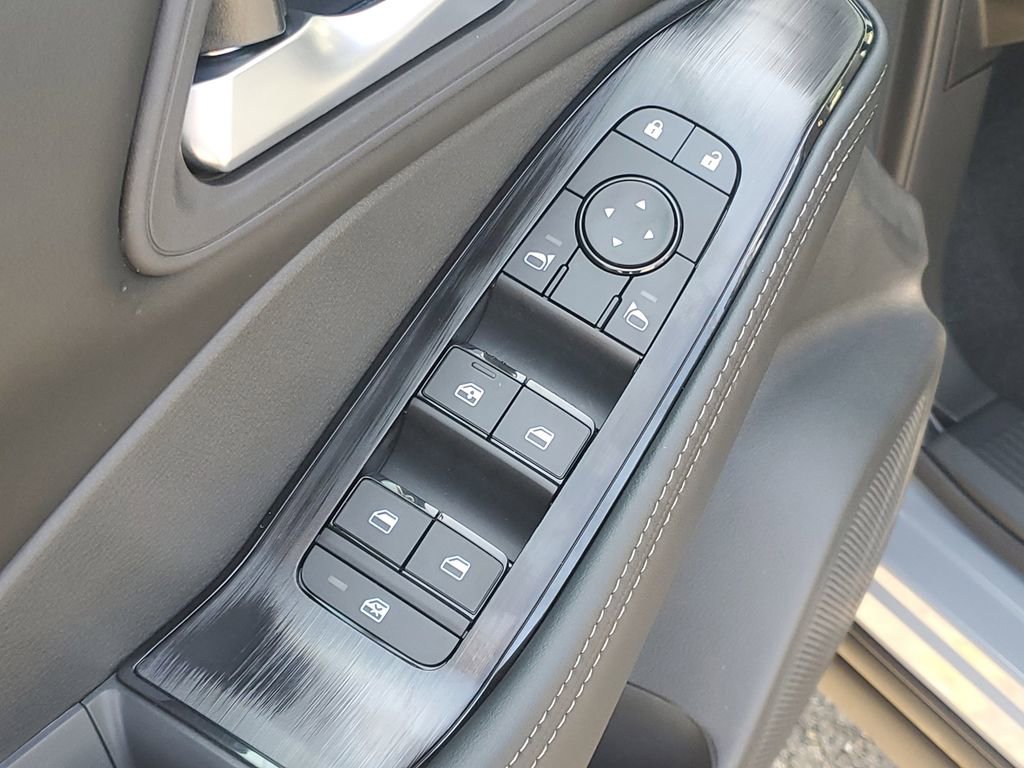 New 2026 Nissan Rogue SV image 10