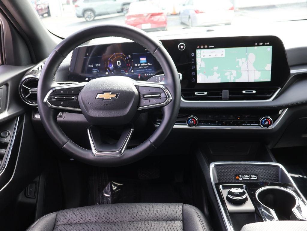 Used 2026 Chevrolet Equinox LT w/ Convenience Package II FWD image 18