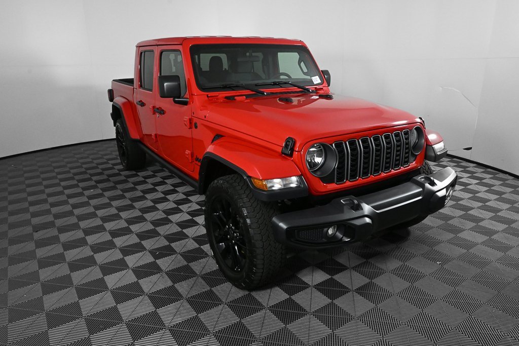 Used 2025 Jeep Gladiator Sport image 21