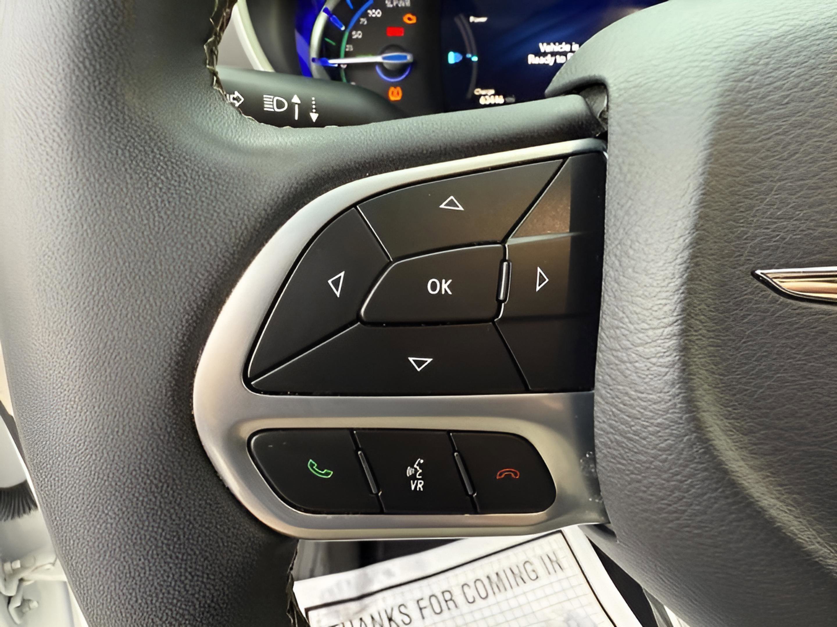 Used 2022 Chrysler Pacifica Touring-L FWD image 21